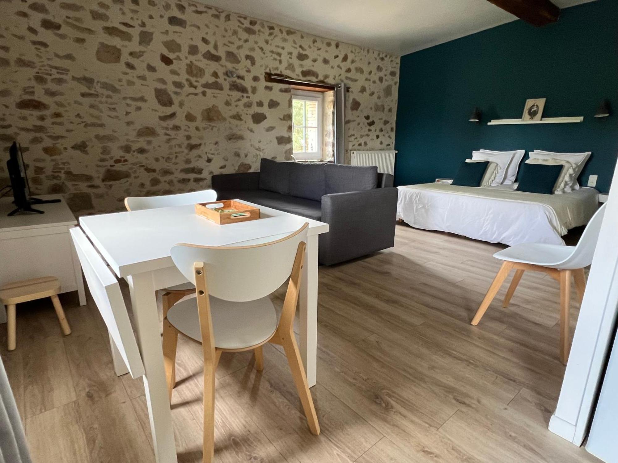 La Milliere - Piscine & Campagne - Cathelineau & Lescure Bed & Breakfast Le Poire-sur-Vie Exterior photo